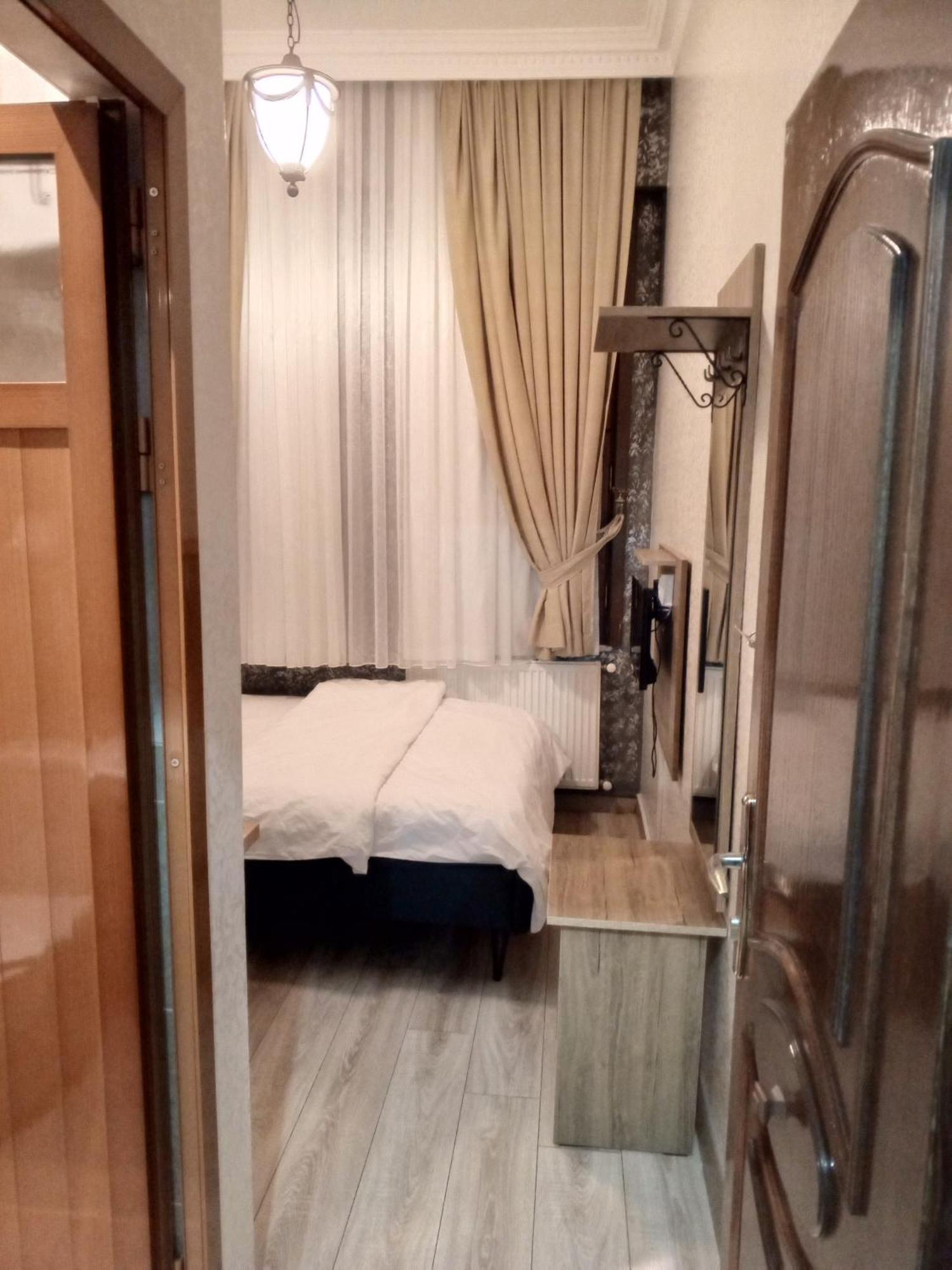เคิชก์ โอเต็ล คาดิเคย Hotel อิสตันบูล ภายนอก รูปภาพ