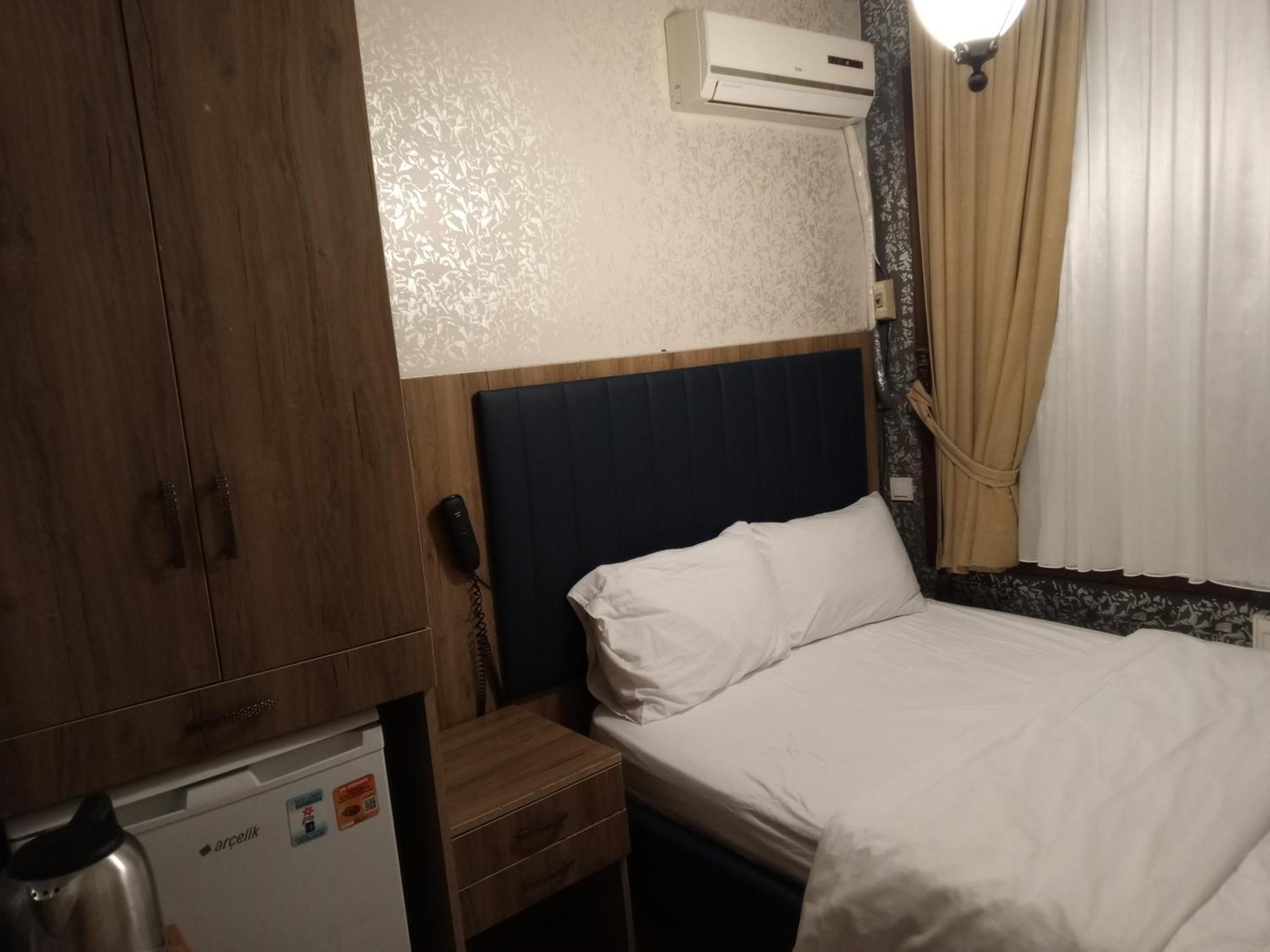 เคิชก์ โอเต็ล คาดิเคย Hotel อิสตันบูล ภายนอก รูปภาพ